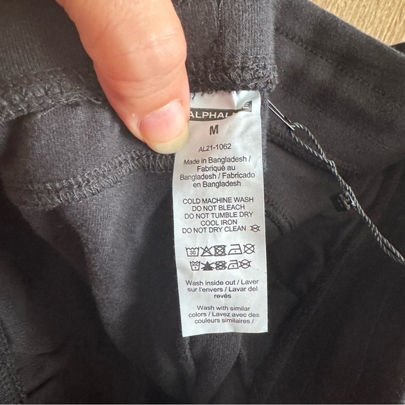 Alphalete Essential Core Women’s Shorts - Picture 10 of 12